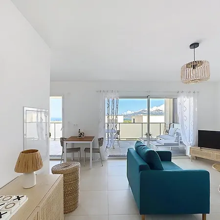 Avec Vue Sur La Et La Citadelle Appartement Calvi (Corsica)