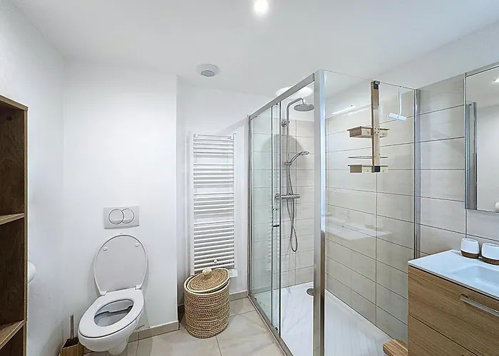 Avec Vue Sur La Et La Citadelle * 卡尔维