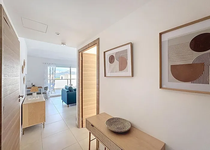 Avec Vue Sur La Et La Citadelle