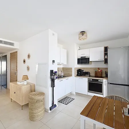 Avec Vue Sur La Et La Citadelle *